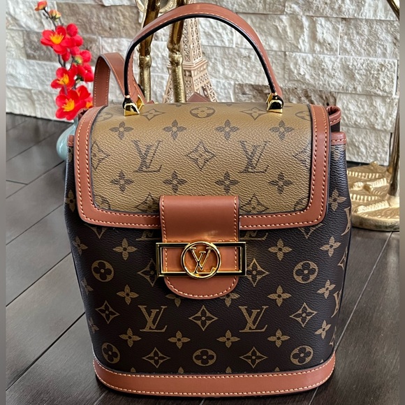 Louis Vuitton Monogram Backpack - Picture 9 of 9